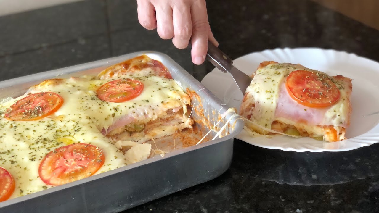 Toast-Tomaten-Mozzarella Auflauf aus dem Backofen